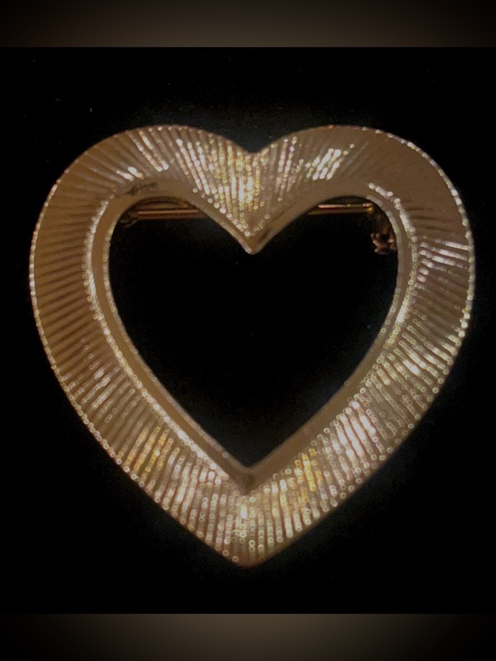 Gold-Tone Ribbed Heart Brooch - Women's Jewelry